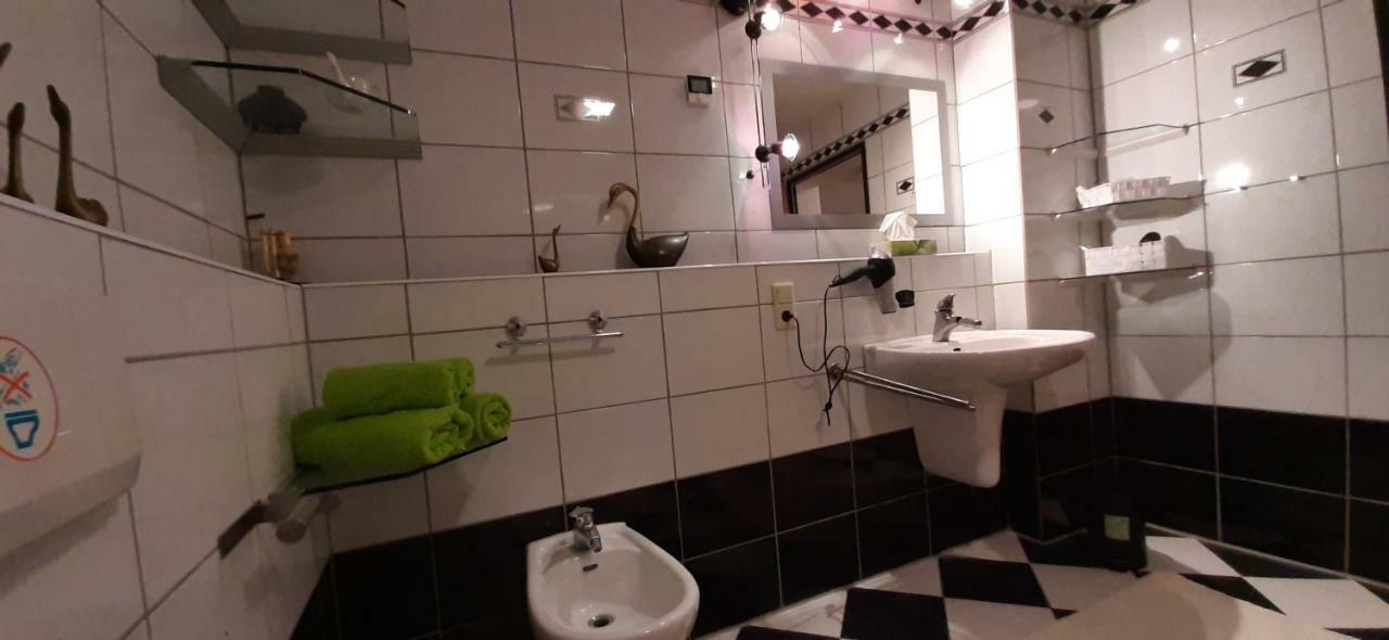 Ferienwohnung Mauritzburg Krefeld Exterior foto