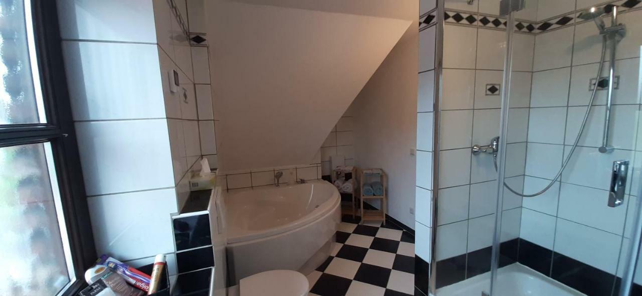 Ferienwohnung Mauritzburg Krefeld Exterior foto